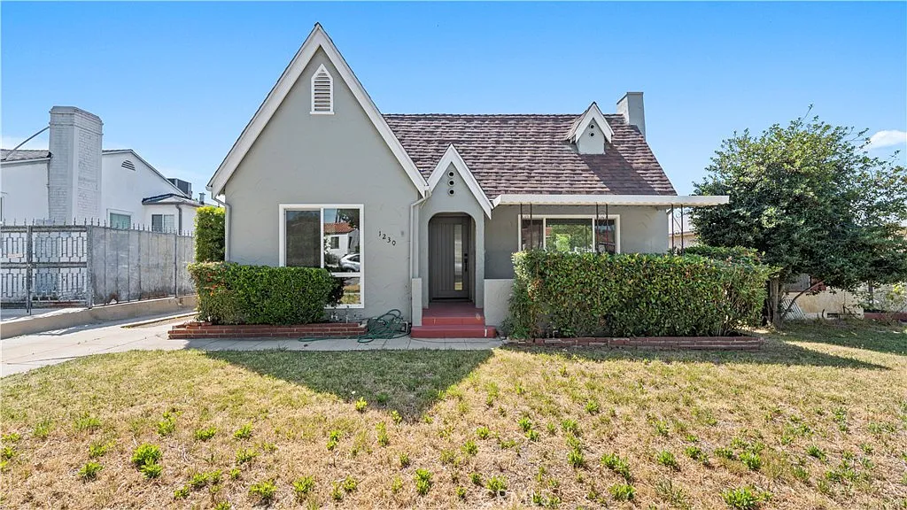 3 bed, 1451 sqft, $6,500 — Photo 3