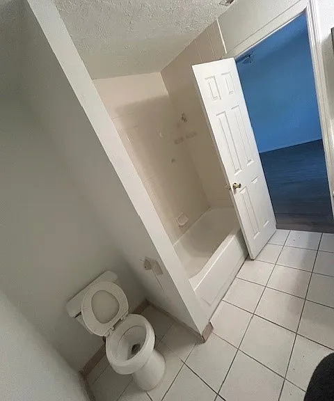 1052 Highland St — Photo 16