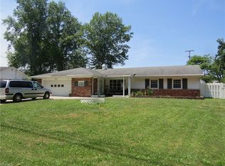 412 High Meadow Rd, Amherst, OH 44001