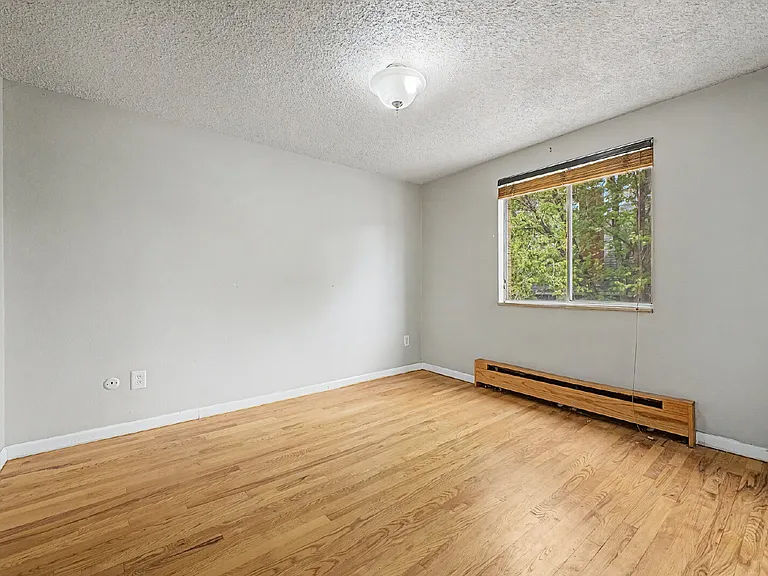 148 S Emerson St #203 — Photo 10