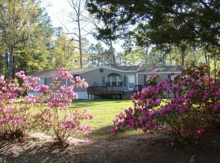 142 Rutledge Dr, Eutawville, SC 29048