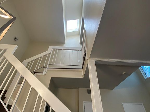 4th image of 2408 N North Creek Ln