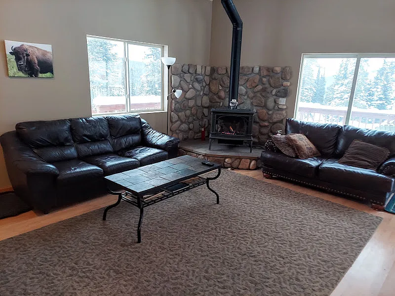 4 bed, 1761 sqft, $5,000 — Photo 4