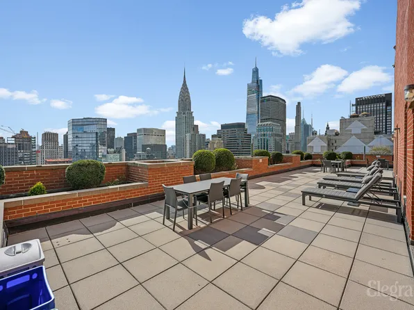 236 East 47th Street image 12 of 14