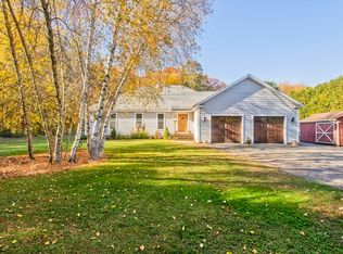 3 Birch Meadow Dr, Hadley, MA 01035