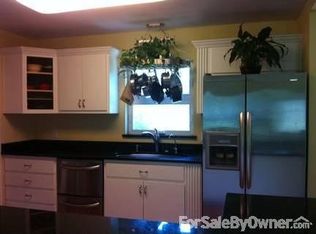 7 Gilmore Dr, Gulf Breeze, FL 32561