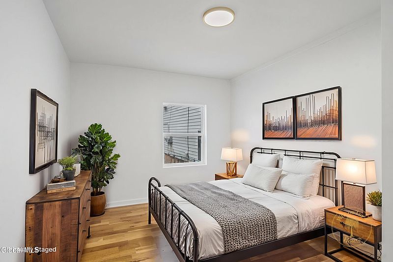 5th image of 547 5th Avenue