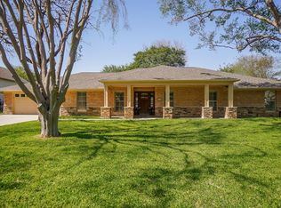 810 Bel Mar St, Sugar Land, TX 77478
