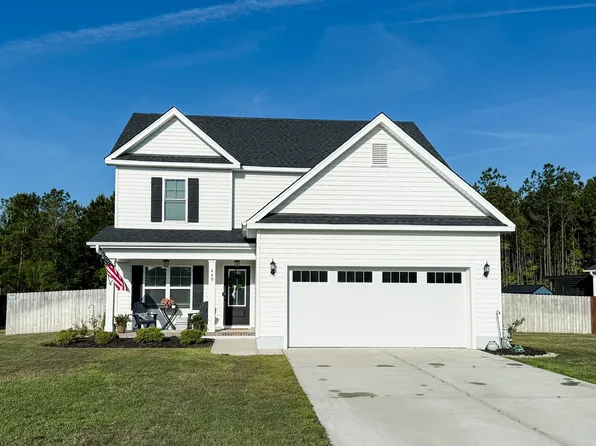 449 Pebble Shore Dr, Sneads Ferry, NC 28460