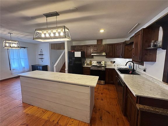 3rd image of 147 Dan Main Rd