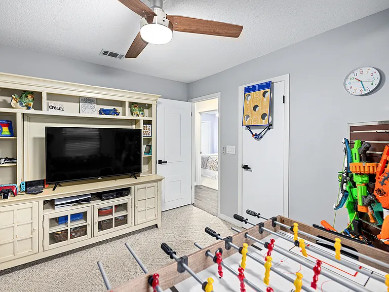 507 Nassau Dr — Photo 40
