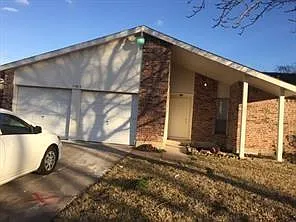 3 bed, 2.0 bath, 1560 sqft, $1,900 — Photo 1
