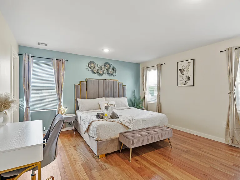 751 Seaport Dr #2 — Photo 27