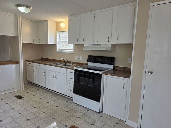 5th image of 1133 Pickett Rd #1