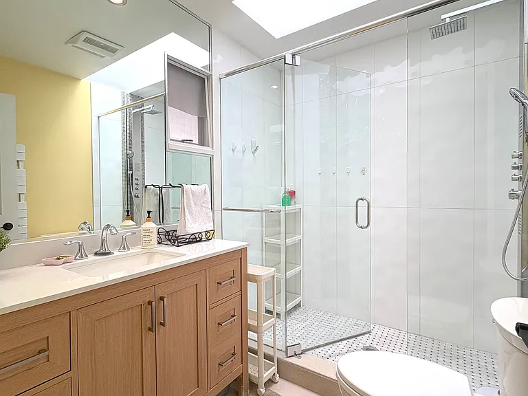 7140 Barnet Rd #201 — Photo 10