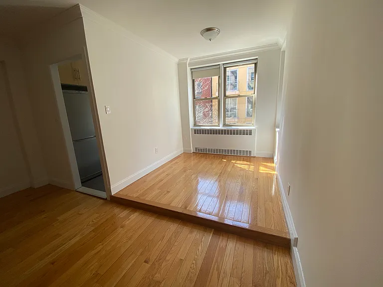 330 E 63rd St #2P — Photo 5