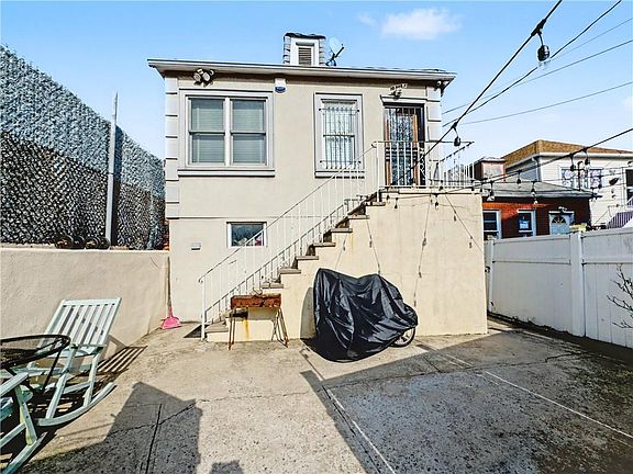 4th image of 15A Lake Ave