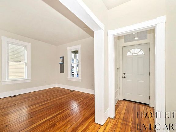 3rd image of 6 E B St