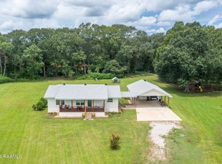 215 Precious Dr, Arnaudville, LA 70512