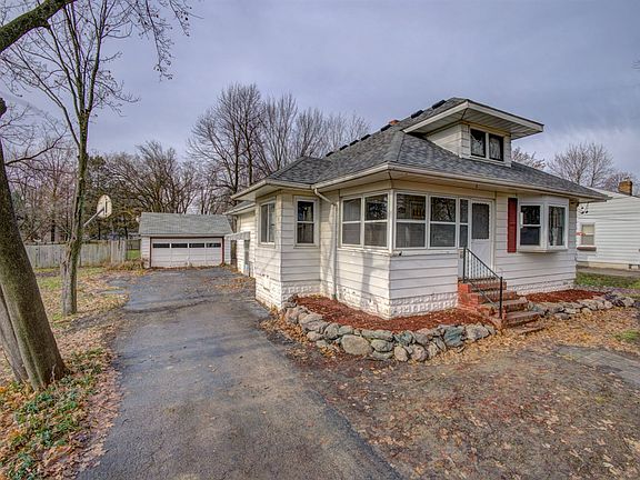 2nd image of 5086 School St