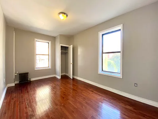 Rented by Bruma Realty LLC | media 10