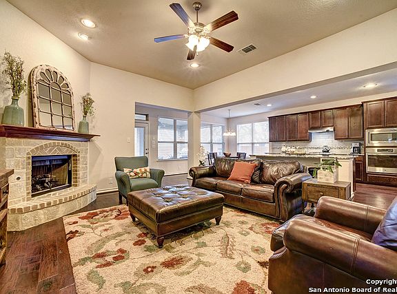 2nd image of 3811 Coastal Dr
