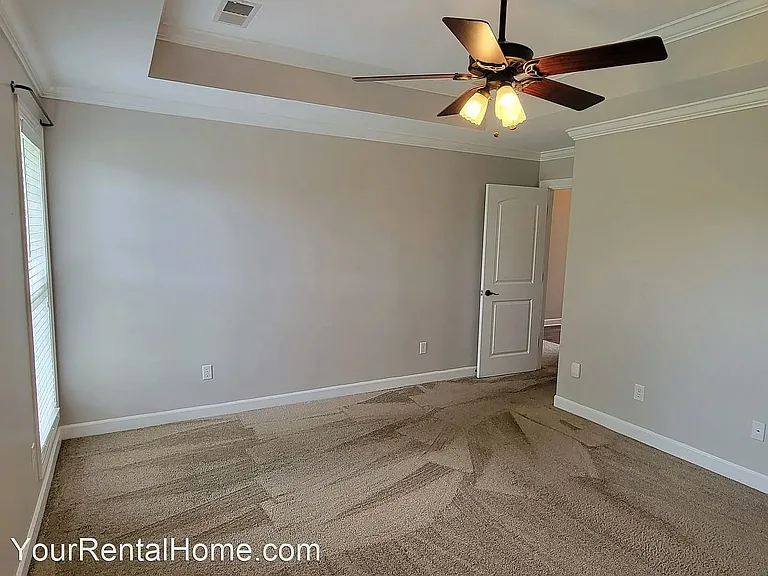 82 Grove Hill Ln — Photo 12