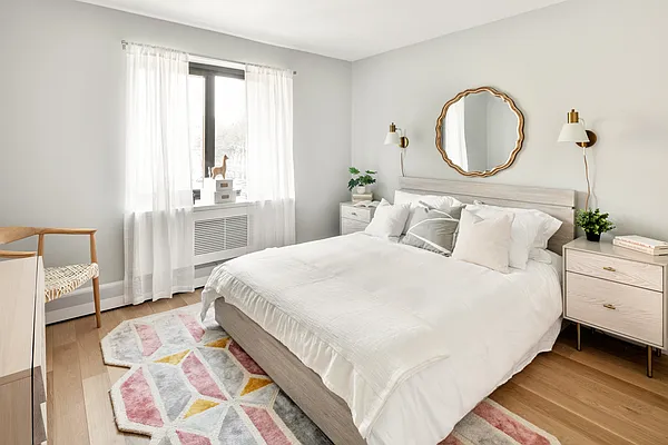 Sold by MNS | media 7