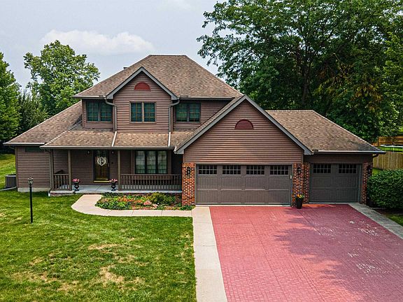 2nd image of 36 Bayhill Dr