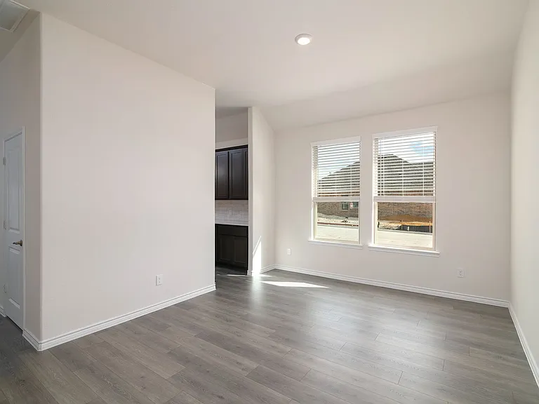 229 Tate Ln — Photo 8