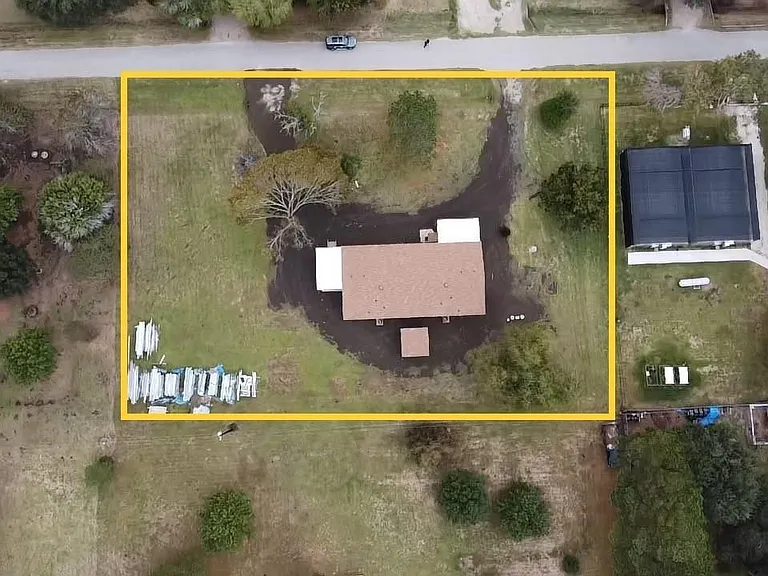 2210 Arapahoe Dr — Photo 2