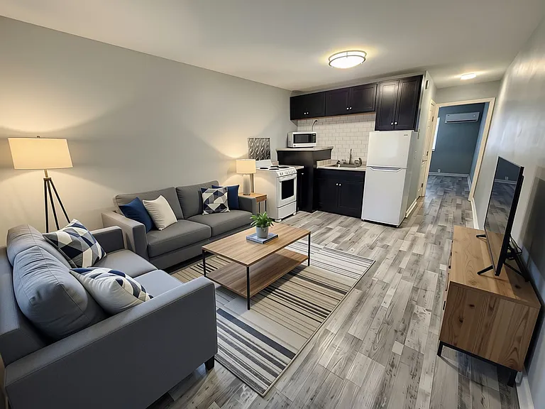 202 Woodruff St #12 — Photo 2