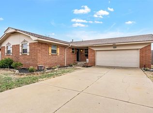 308 Cardinal Cir S, Altus, OK 73521