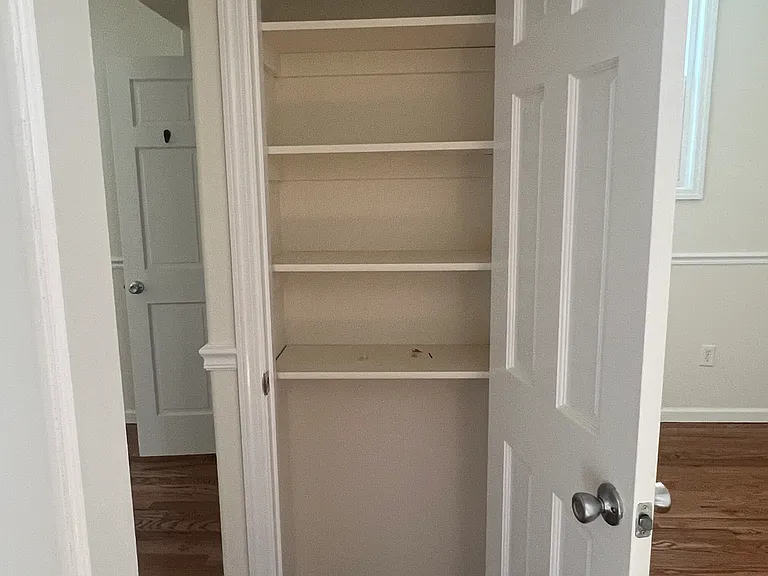 38 Hillsdale Rd — Photo 24