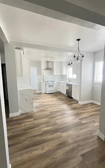 16241 Chicago Ave — Photo 4