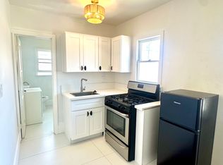 2707 W Jefferson Blvd, Los Angeles, CA 90018