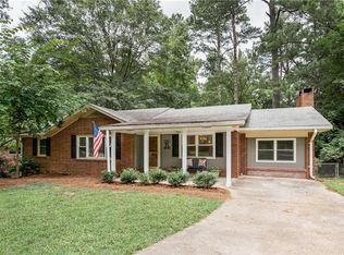 2710 Pangborn Rd, Decatur, GA 30033