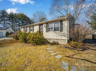 24 Kathleen St, Springfield, MA 01119
