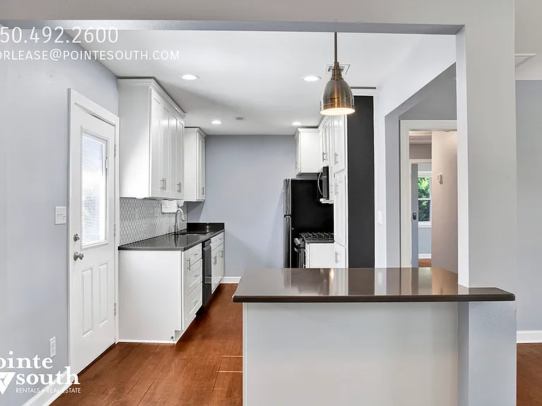 635 W Lee St — Photo 6