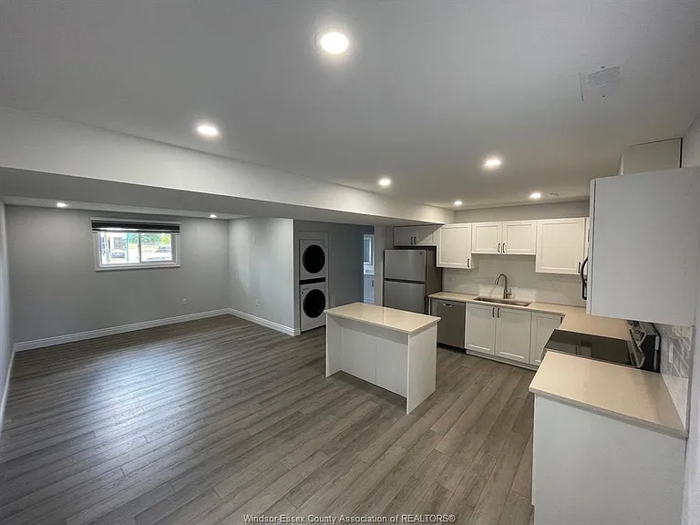 1131 Front Rd #B — Photo 2