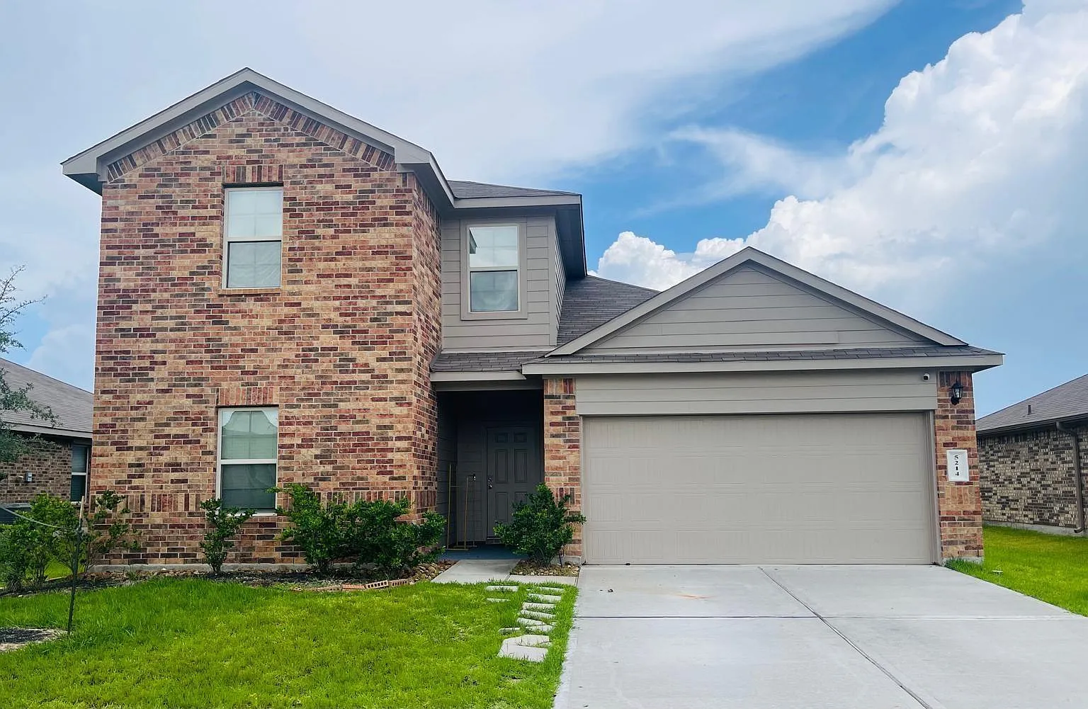 4 bed, 2.5 bath, 2408 sqft, $2,750 — Photo 4