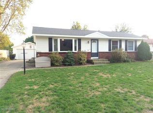 1244 3 Mile Rd NW, Grand Rapids, MI 49544