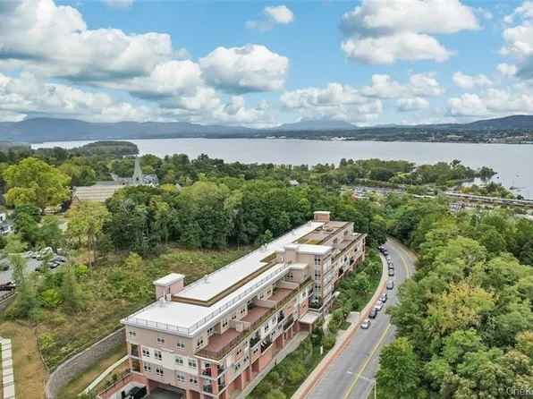 30 Beekman Street #207, Beacon, NY 12508