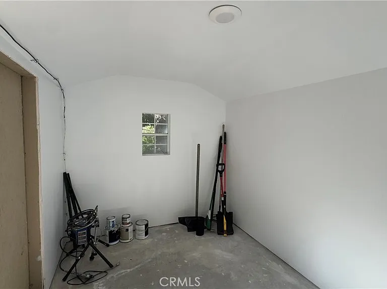 2385 Utley Rd — Photo 31