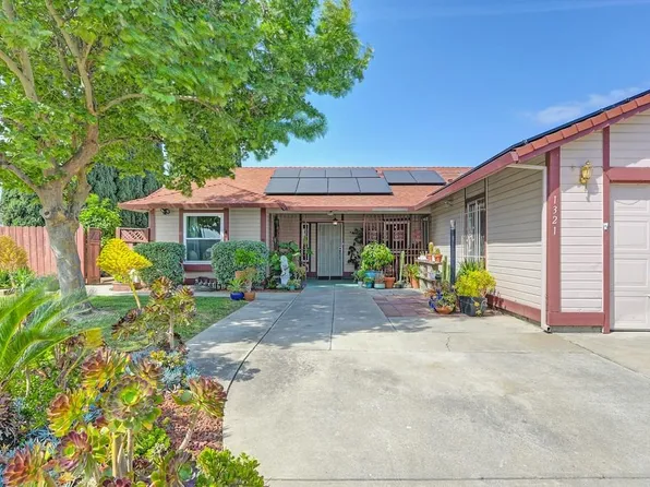 1321 White Owl Ln, Stockton, CA 95215