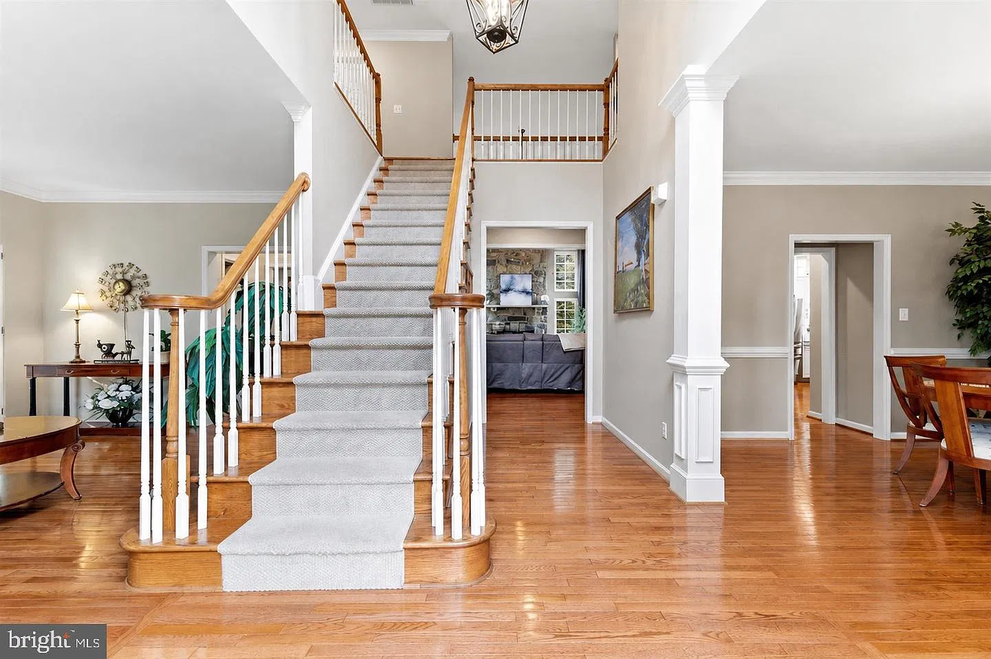 4 bed, 4.5 bath, 4838 sqft, $4,995 — Photo 4