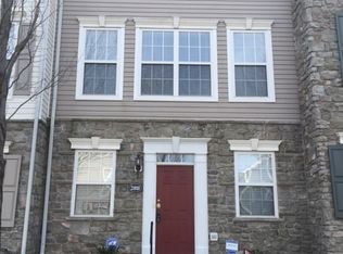 21810 Kelsey Sq, Ashburn, VA 20147