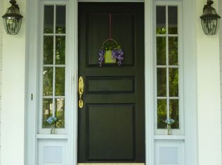 501 Kemp Ln, Chesapeake, VA 23325