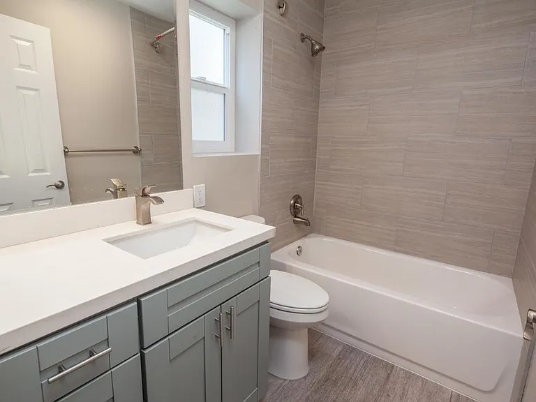 The Amberjack Apartments — Photo 11