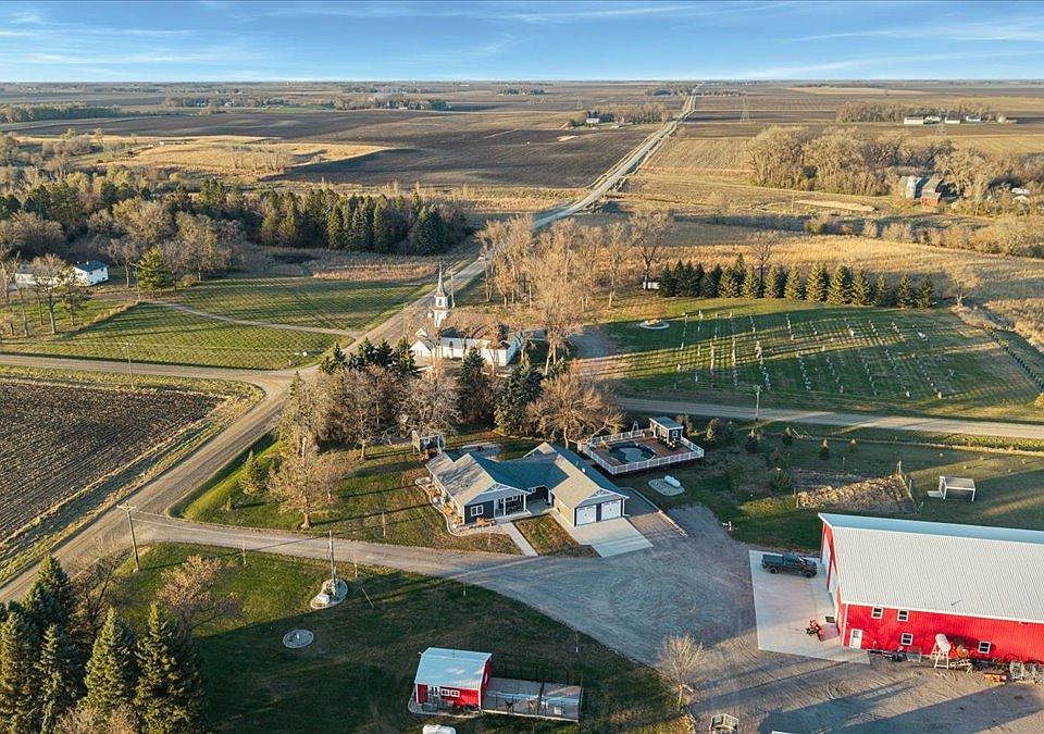 1st image of 4010 40th Ave SW